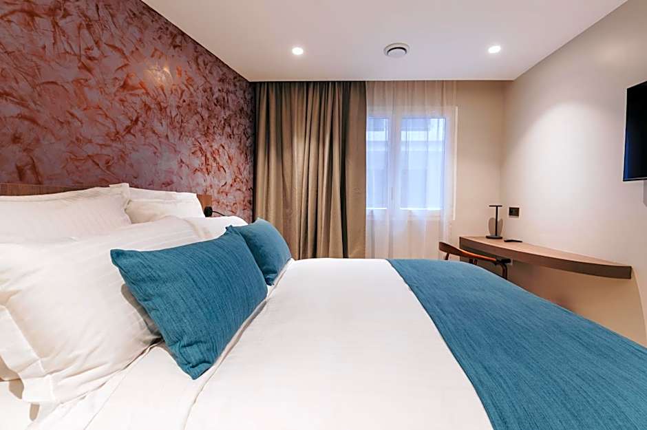 Sable Bleu Boutique Hotel