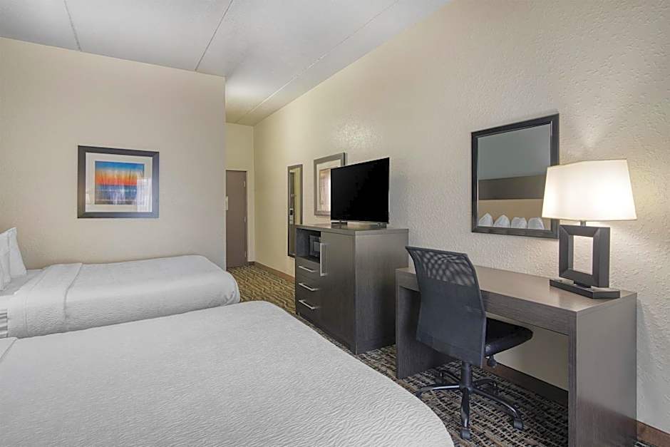 Best Western Waldo Inn & Suites