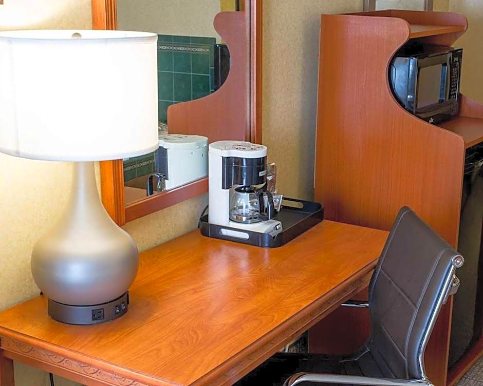 Comfort Inn & Suites Shawnee - Kansas City