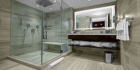 1 King Presidential Suite Manhattan Floor