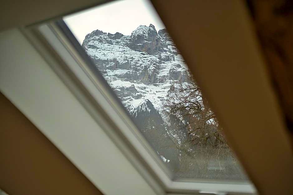Eiger View Alpine Lodge
