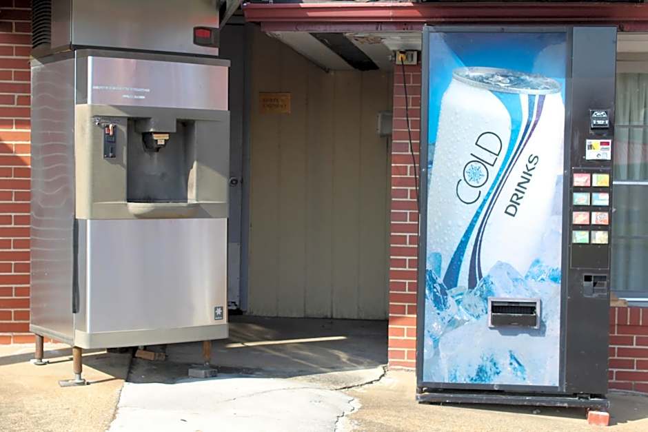 Cascades Motel - Chattanooga