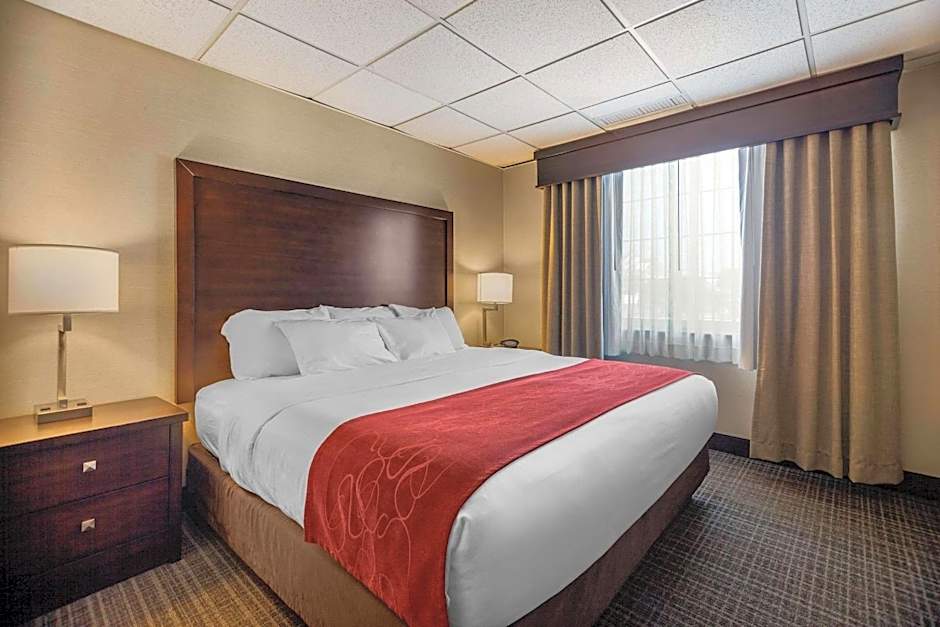 Comfort Suites Green Bay West