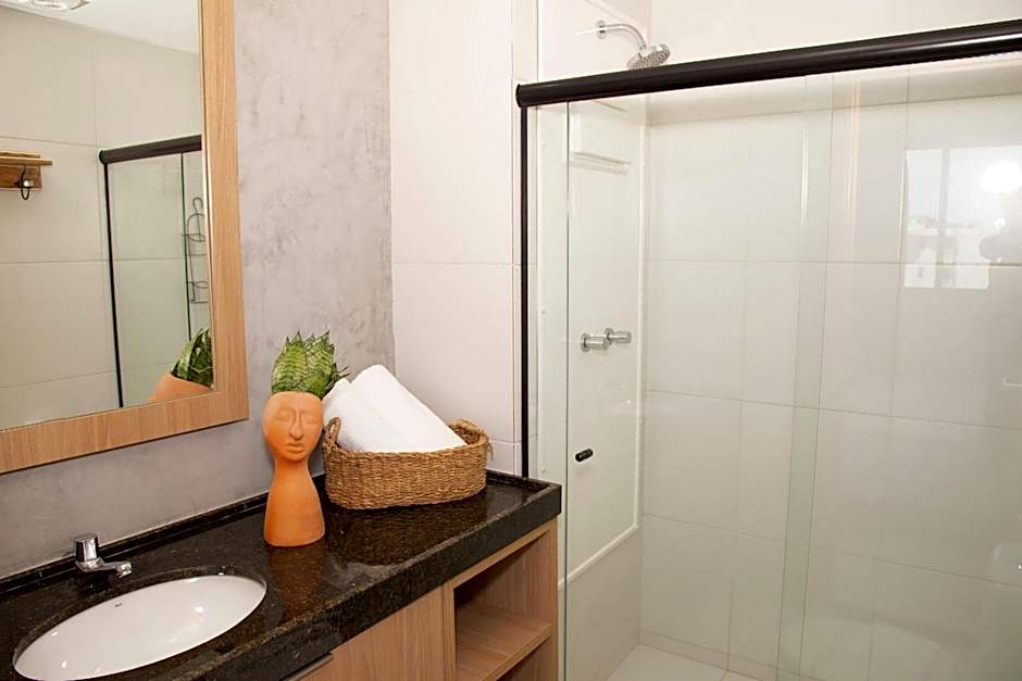 Charmoso Estúdio em Muro Alto com Vista para piscina