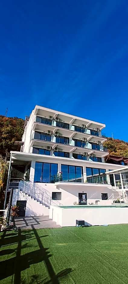Pensiunea Sunshine