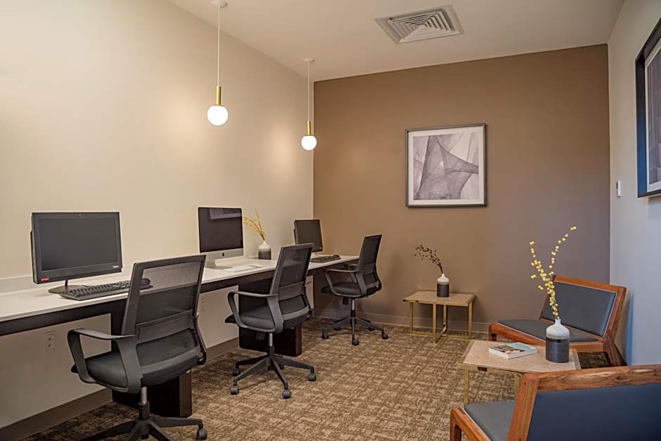 Staybridge Suites Irapuato By IHG