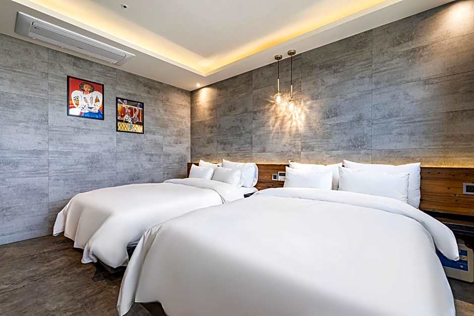 Sokcho Business Hotel CAMEL