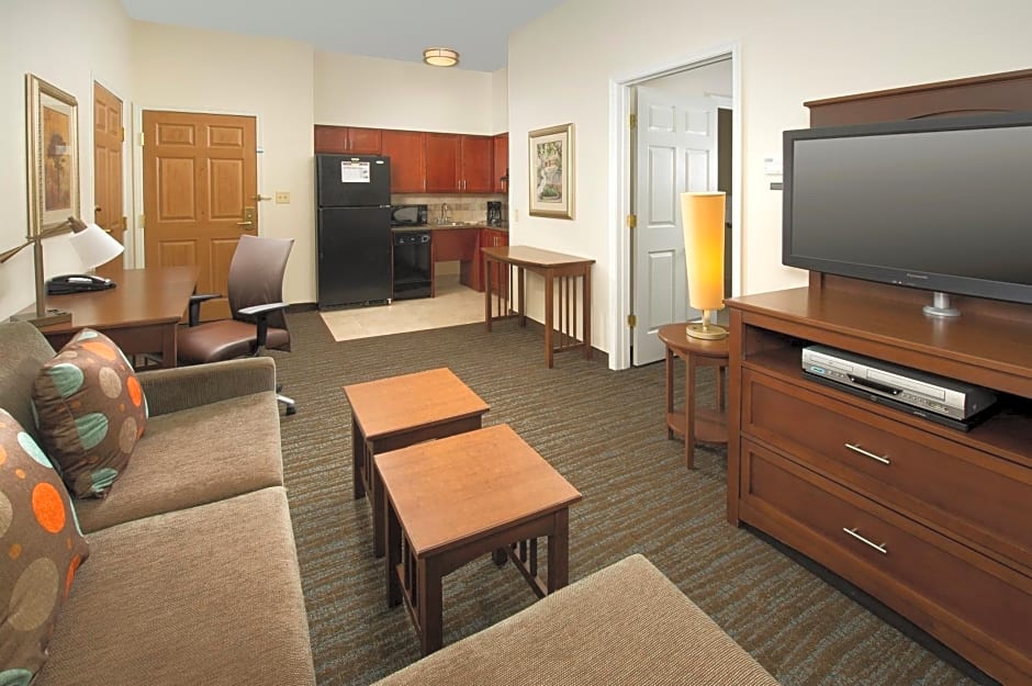Staybridge Suites Baltimore BWI Airport, an IHG Hotel