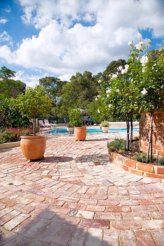 Rosebridge House Bed & Breakfast