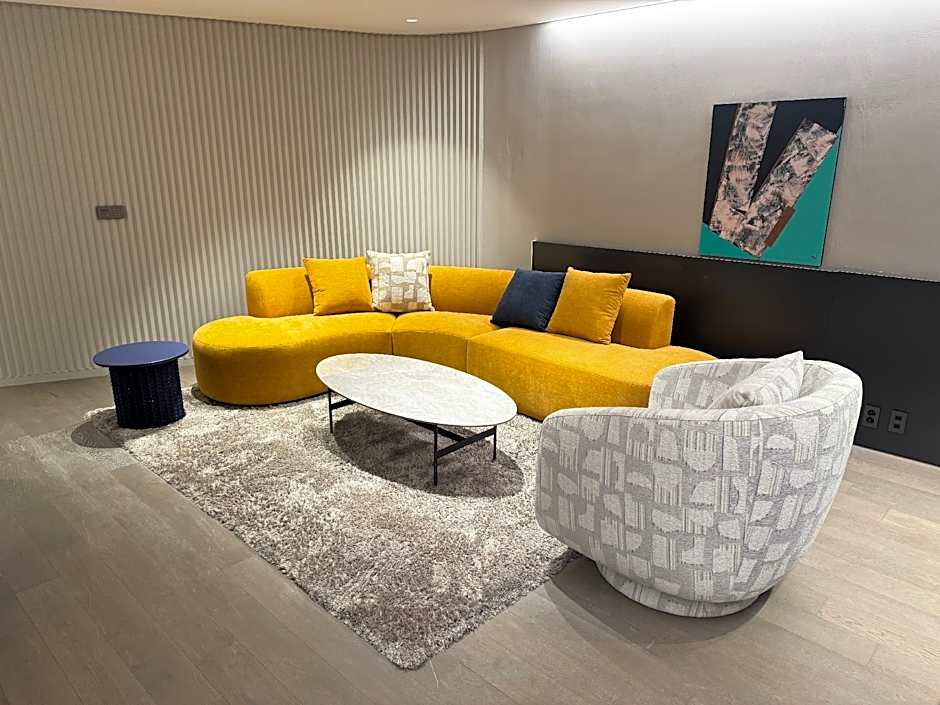 L7 CHUNGJANG by LOTTE HOTELS, formerly Ramada Plaza by Wyndham Chungjang
