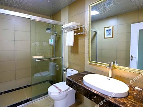 Huaijia Art Hotel