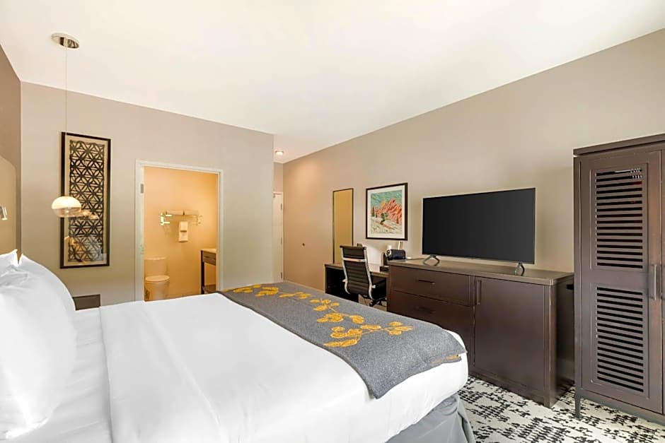Cambria Hotel Copper Mountain
