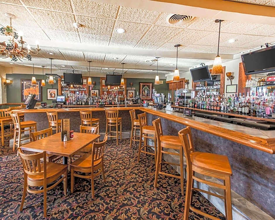 Quality Inn & Suites Erie near Casino