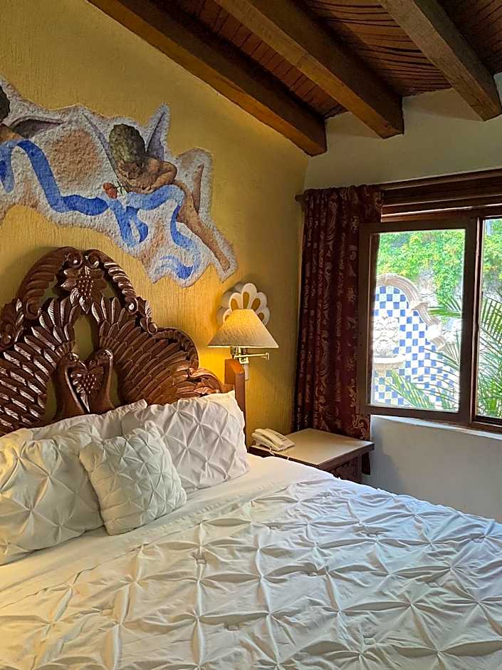 Villa San Jose Hotel & Suites