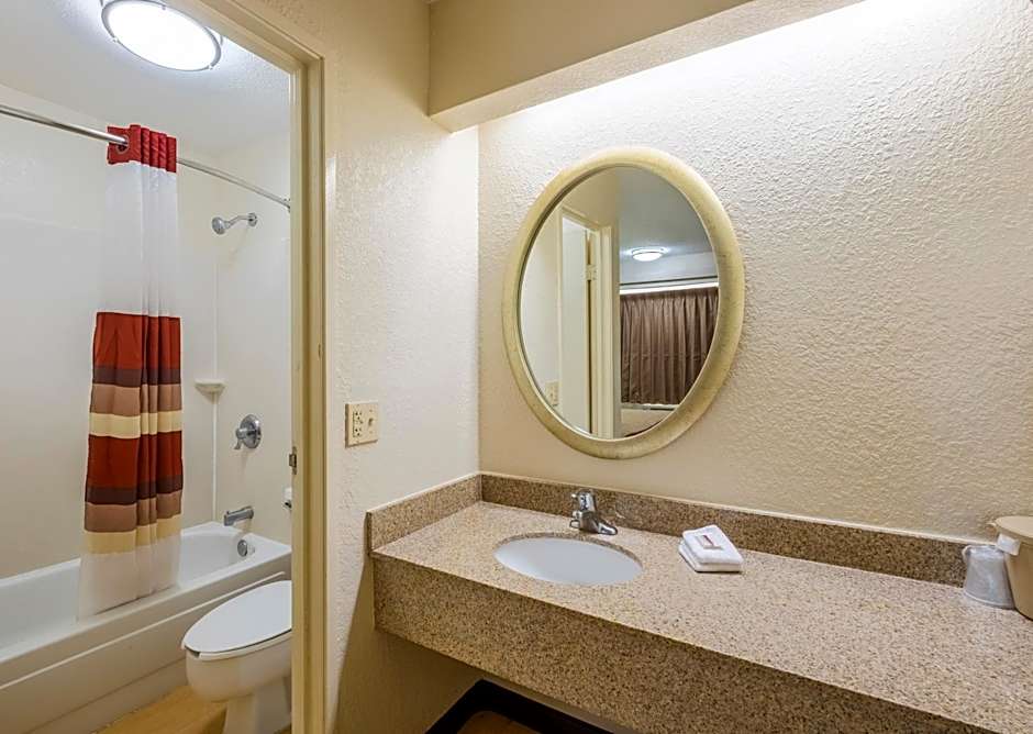 Red Roof Inn Jacksonville Airport