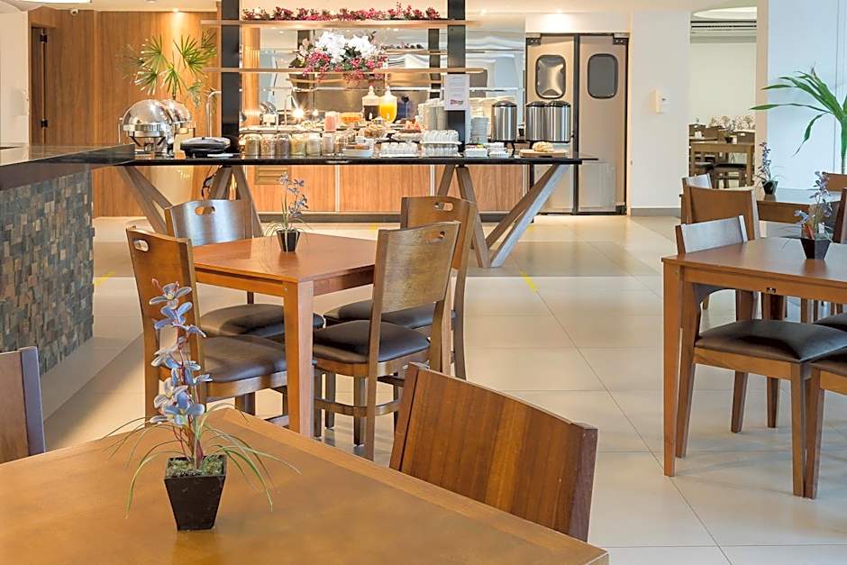 Foz Plaza Hotel