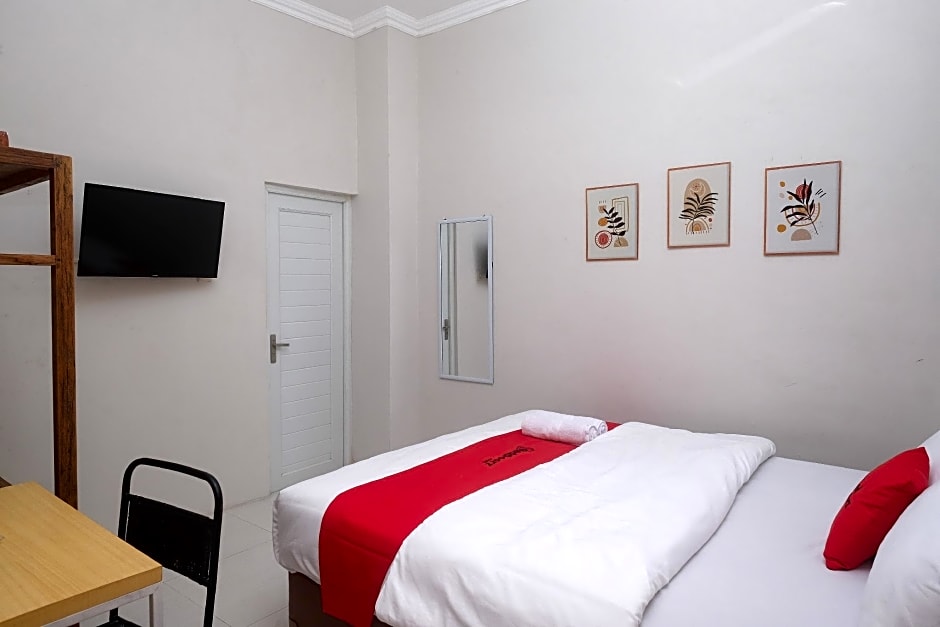 RedDoorz Syariah @ Ndalem Pusponyidro Klaten