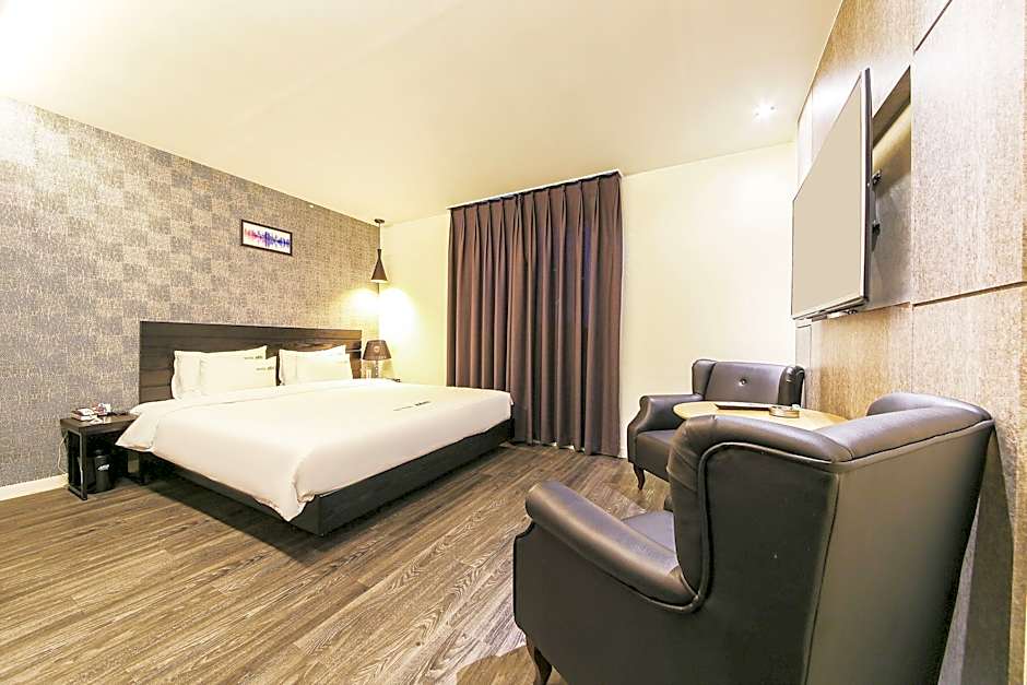 Mu Hotel