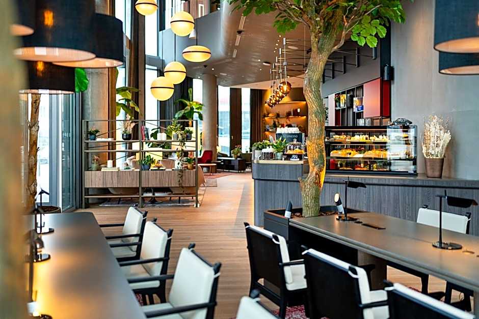 Radisson Blu Hotel at Porsche Design Tower Stuttgart