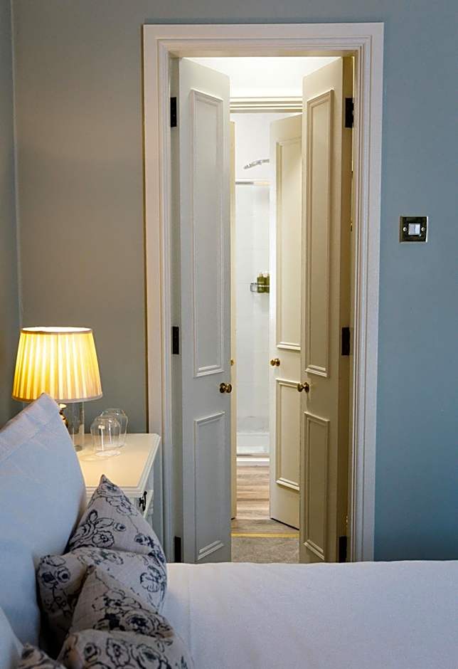 Conyngham Arms Hotel