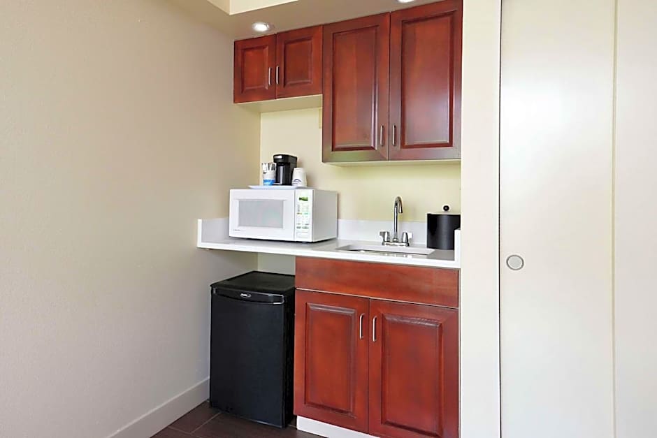 Hampton Inn By Hilton Martinsville