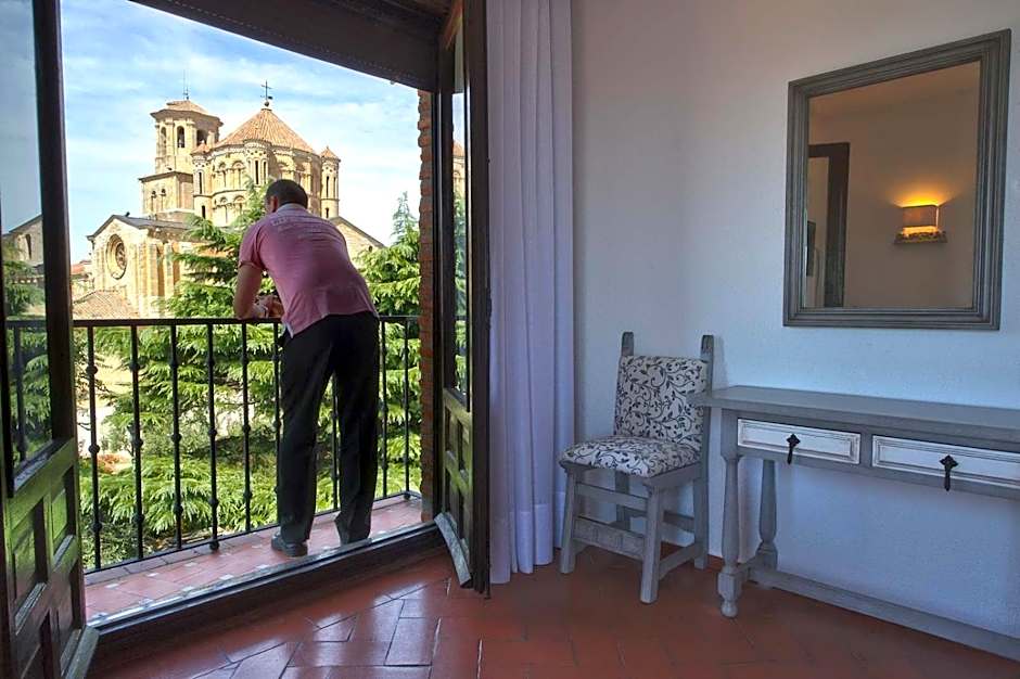 Hospedium Hotel Juan II