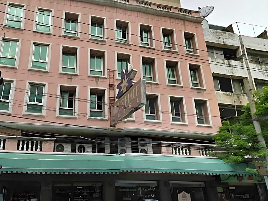 Three Sukhumvit Hotel