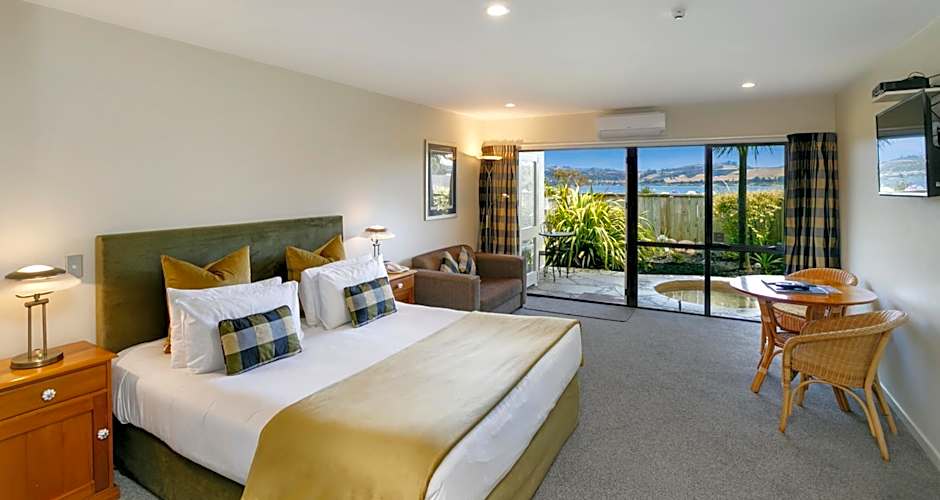 Baycrest Thermal Lodge