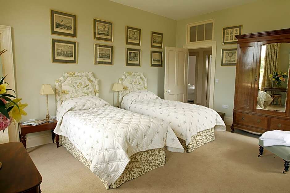 Overtown Manor Bed and Breakfast