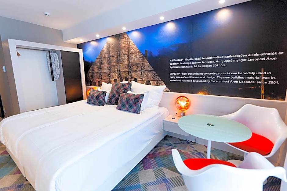 Science Hotel Prémium