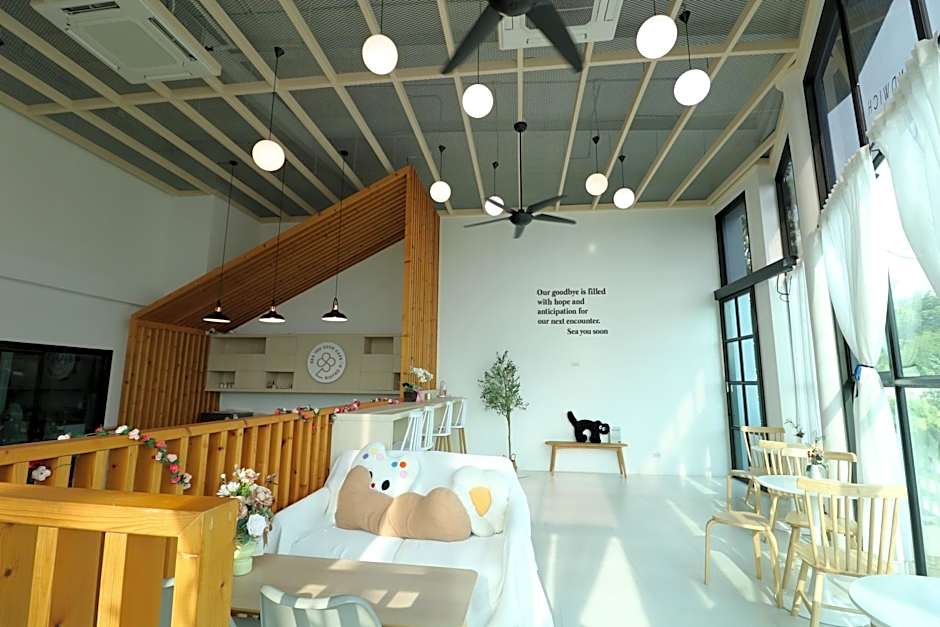 S4 Nai Yang Beach - Near Phuket Airport