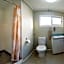 Averill Court Motel