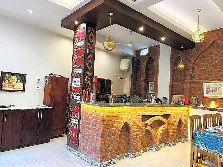 Amon Hotel