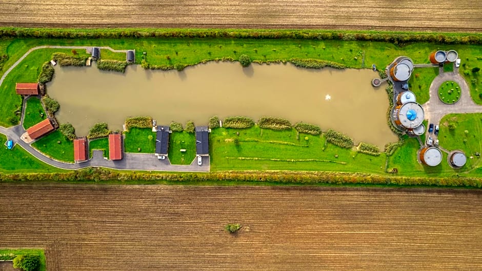 Lakeside Fishing Lodges