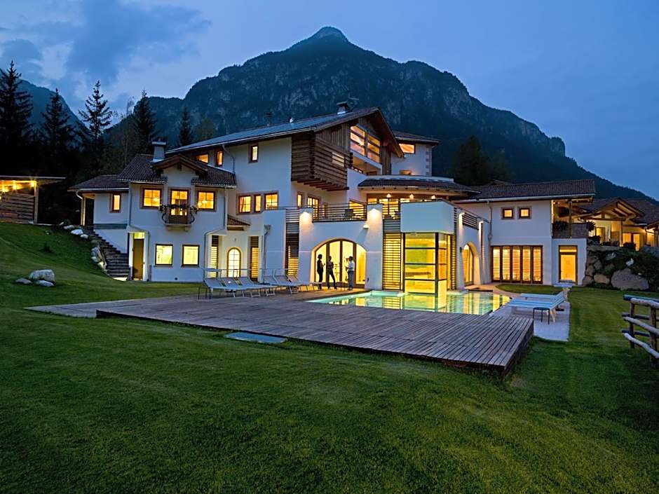 Castelir Suite Hotel