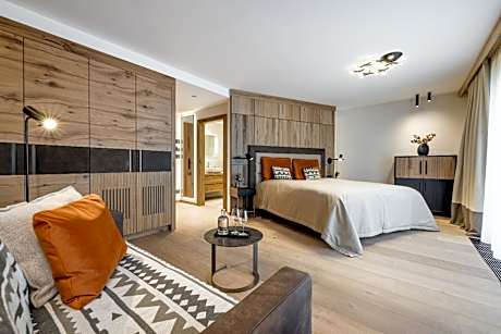 Double Room with Mountain View