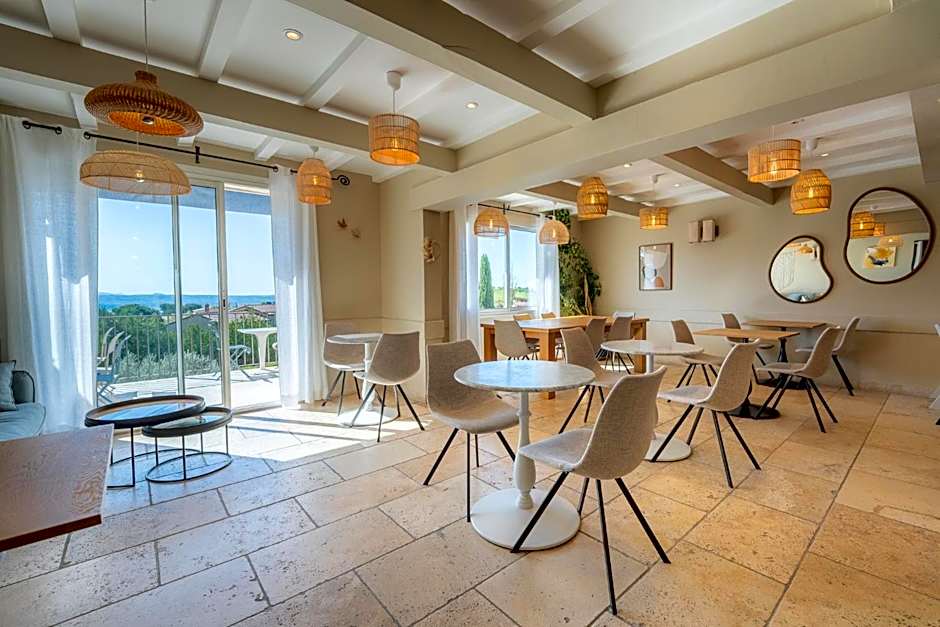 Hôtel Le Pré Saint Michel