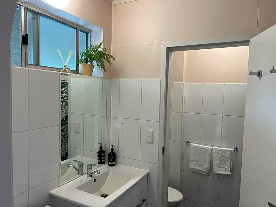 Riverbank Park MOTEL