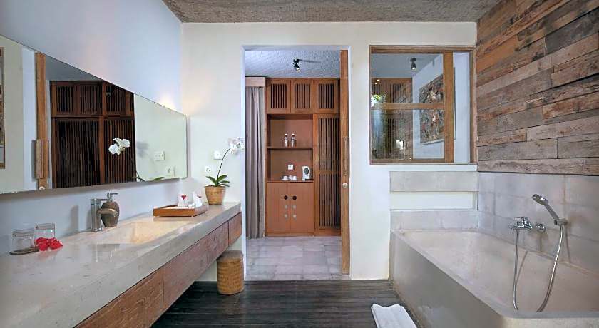 Villa Kayu Lama