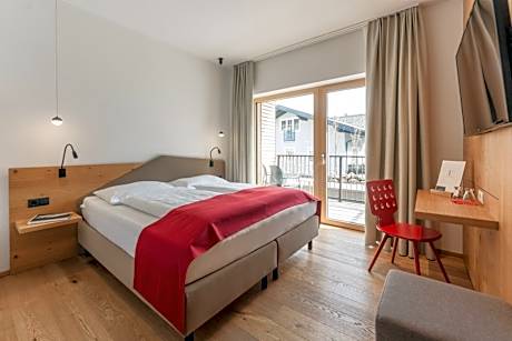 Deluxe Double Room with Balcony