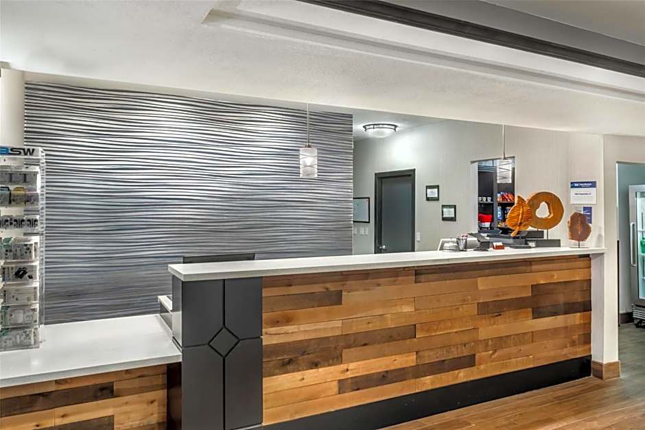 Best Western Plus Liberal Hotel & Suites