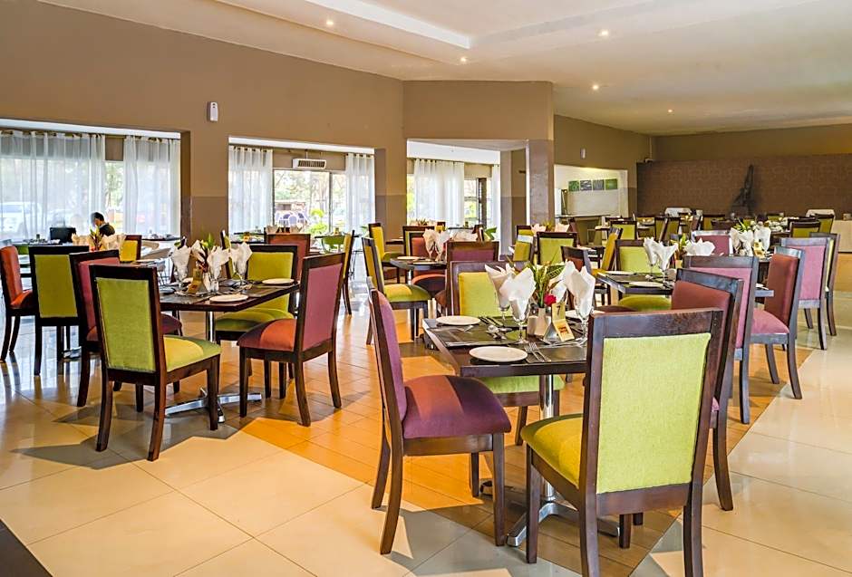 Kadoma Hotel & Conference Centre