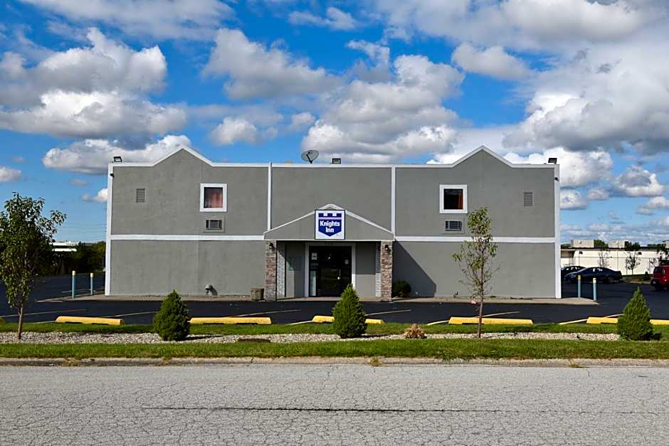 Photo 1 of 46 of Knights Inn - Merrillville, IN