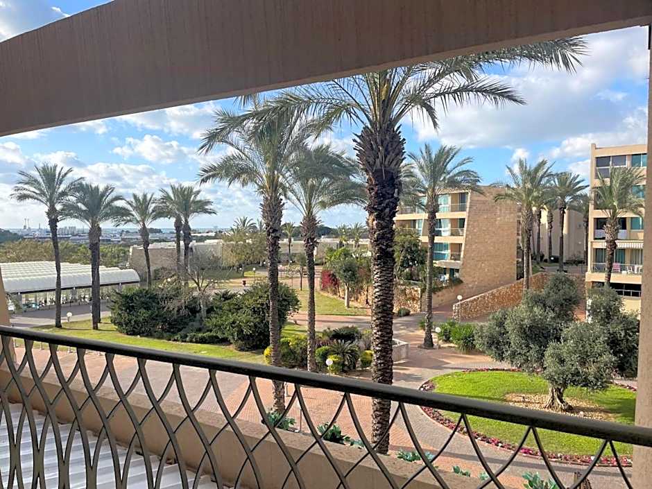 lasuita-exclusive suites ceserea-sunset suite