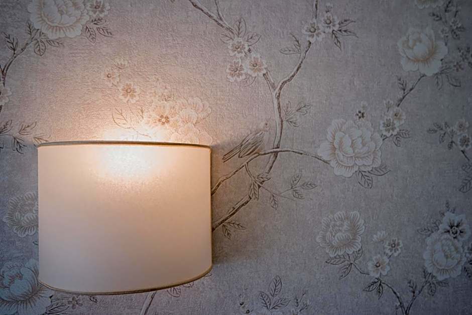 Guest House Train Station