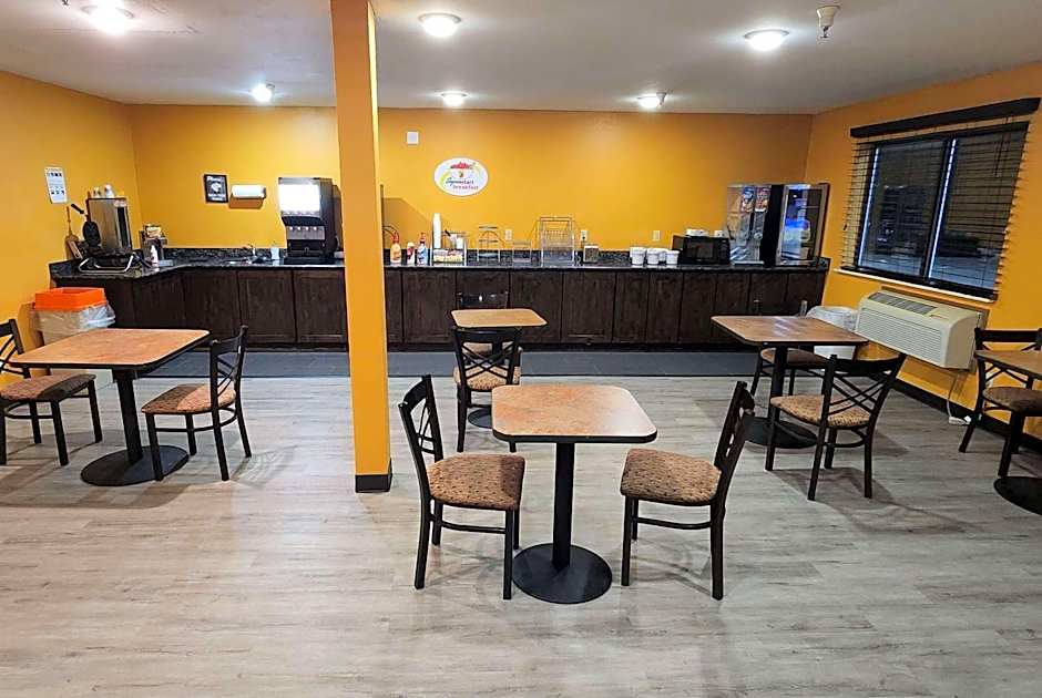 Super 8 by Wyndham Rawlins