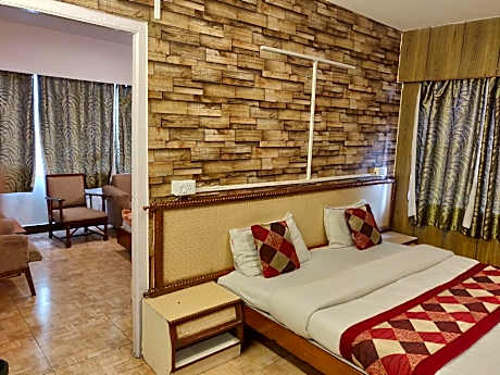 Family Room for 4 Adults