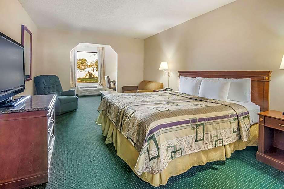 Rodeway Inn & Suites Dublin