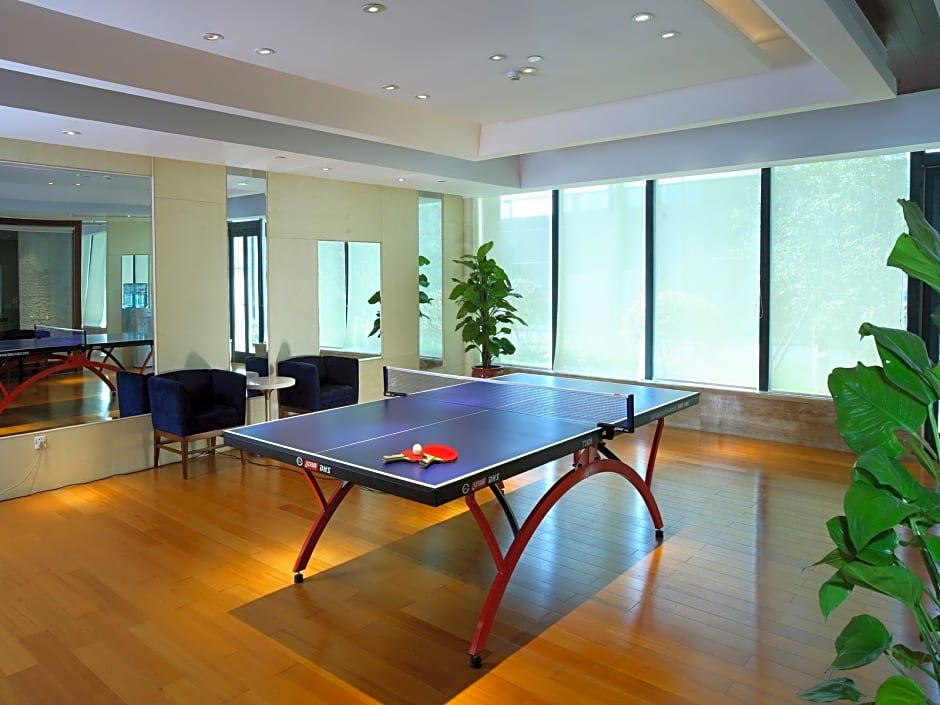 Fuyang International Trade Centre Hotel