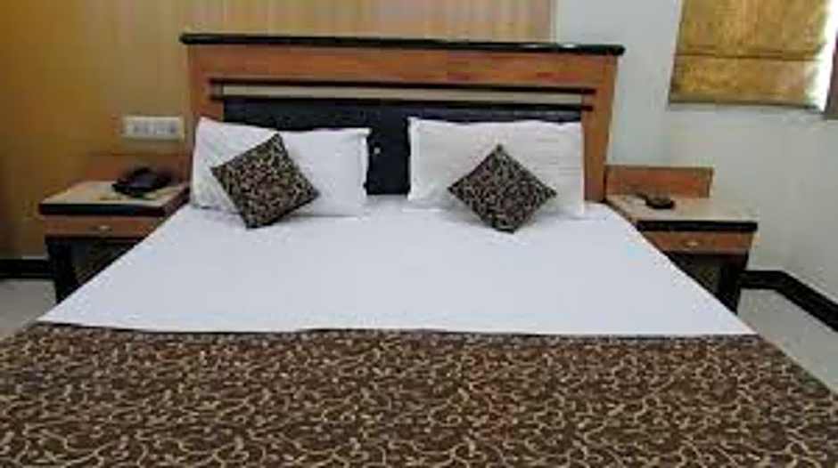 Hotel Sachdeva Excellency